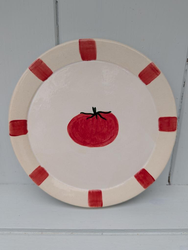 Stoneware plates