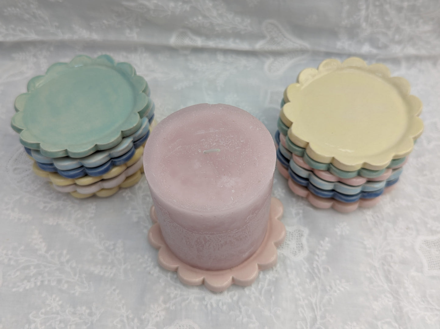 Scalloped candle stand