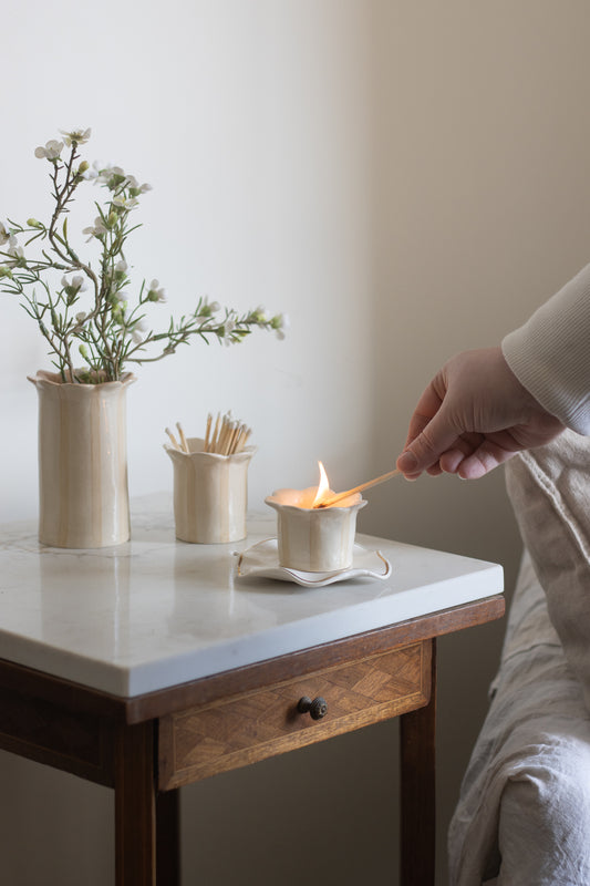 Daisy tealight holder