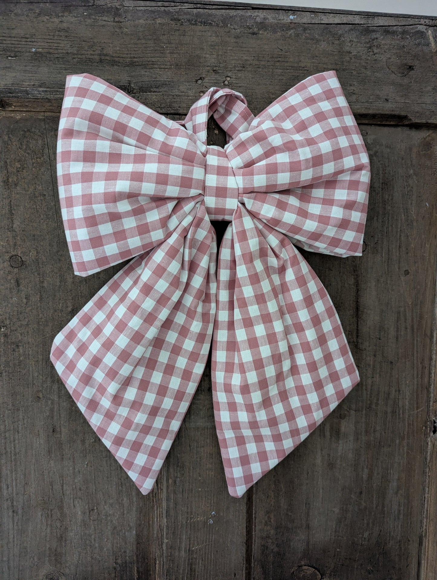Pink gingham bow