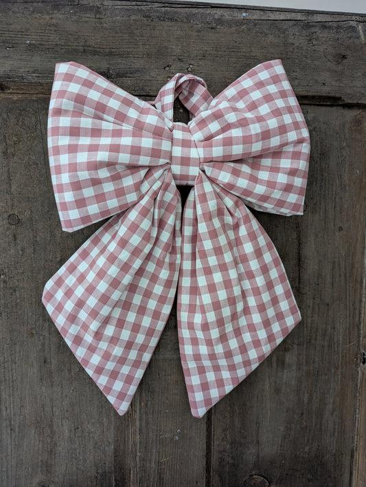 Pink gingham bow