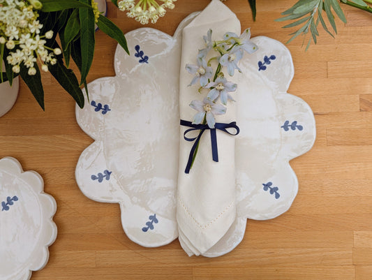 Scalloped flower plate