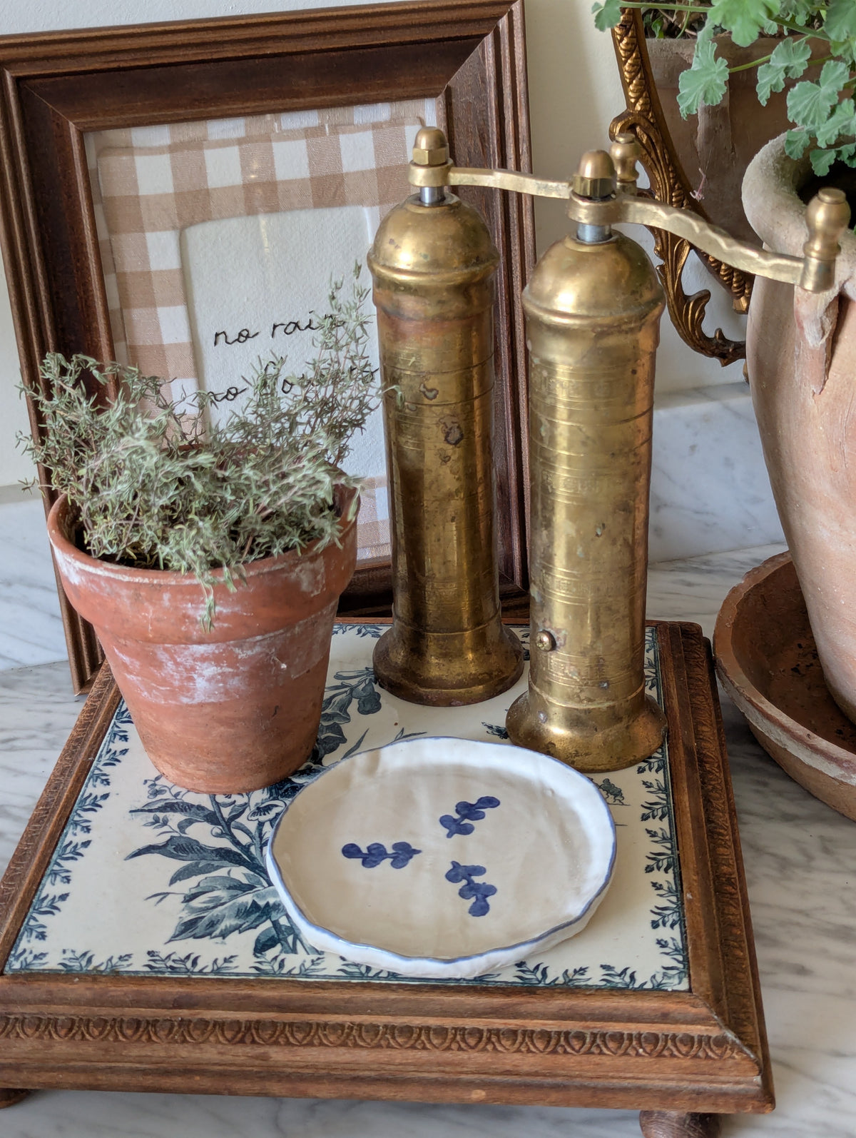 Dish with sprig design